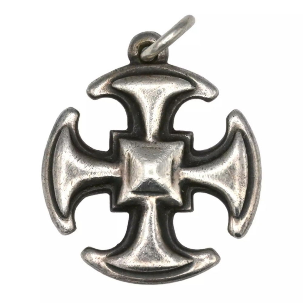 JAMES AVERY Canterbury Cross , Excellent Condition , FIRM PRICE